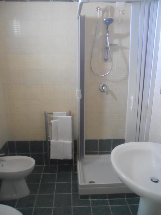 Albergo Santa Teresa Torre del Greco Buitenkant foto