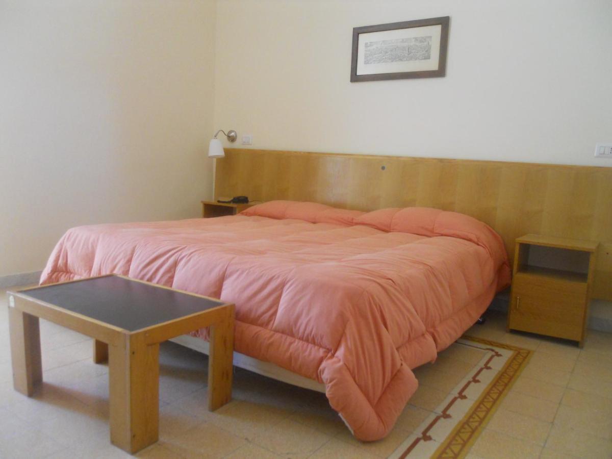 Albergo Santa Teresa Torre del Greco Buitenkant foto